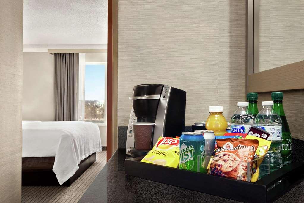 Embassy Suites By Hilton Columbus Dublin Oda fotoğraf