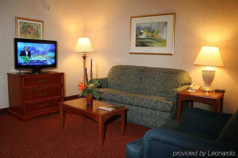 Embassy Suites By Hilton Columbus Dublin Oda fotoğraf